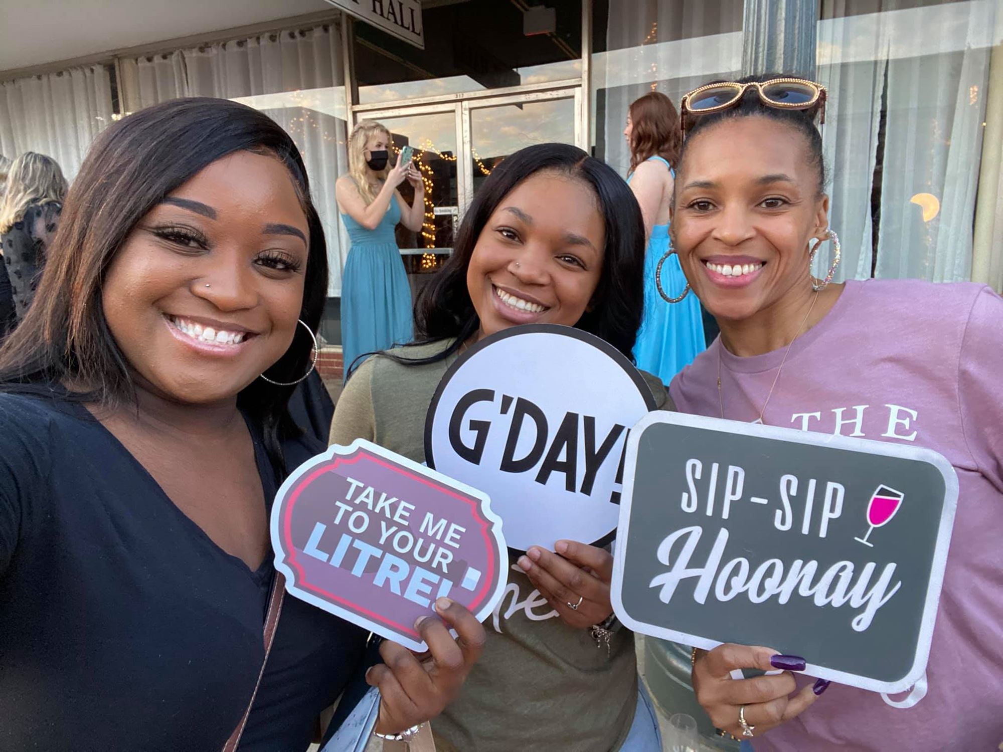 Nacogdoches Wine Swirl