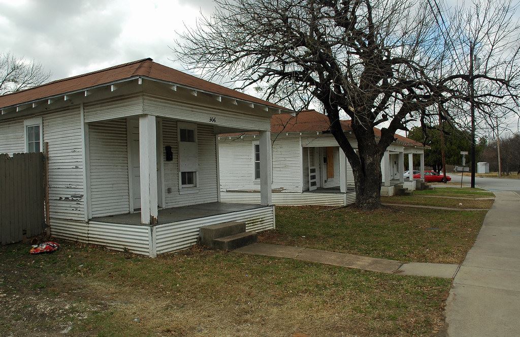 Wyatt Street Shotgun Houses Historic District