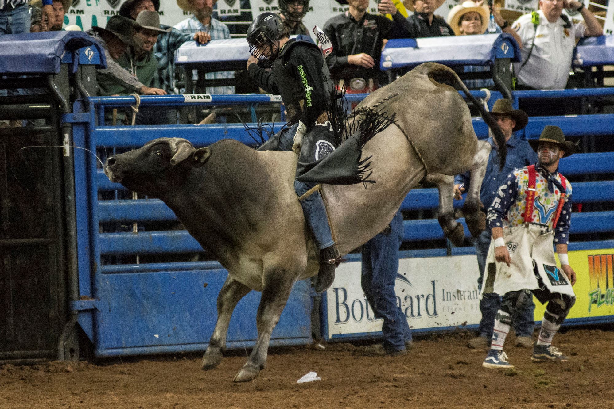 Buy Silver Spurs Rodeo Tickets