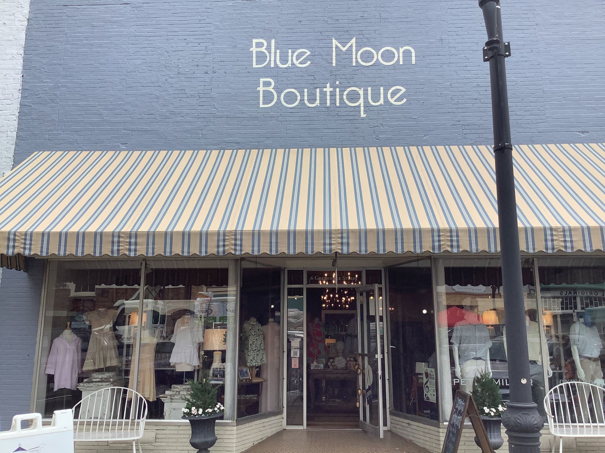 Blue Moon Boutique