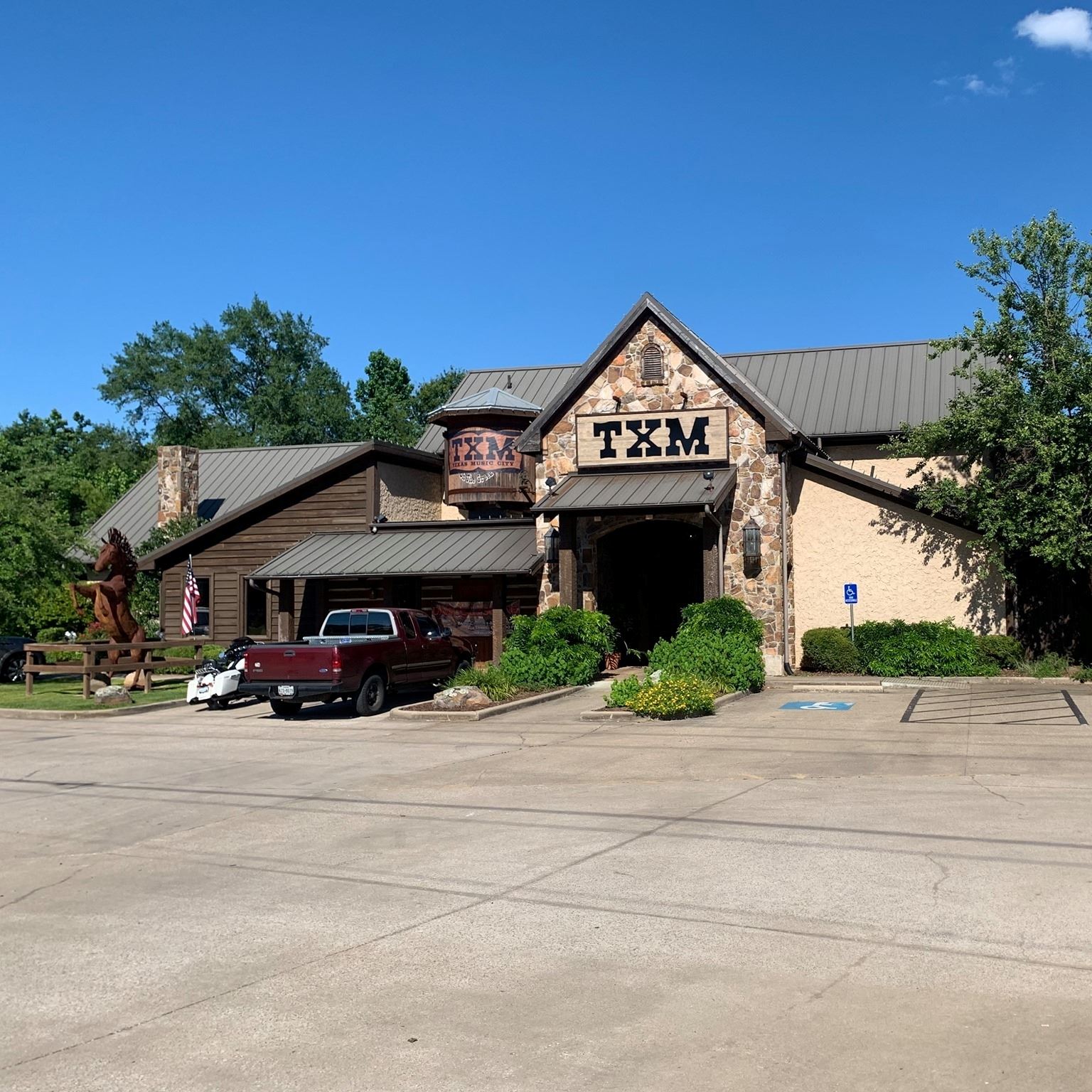 Texas Music City Grill & Smokehouse