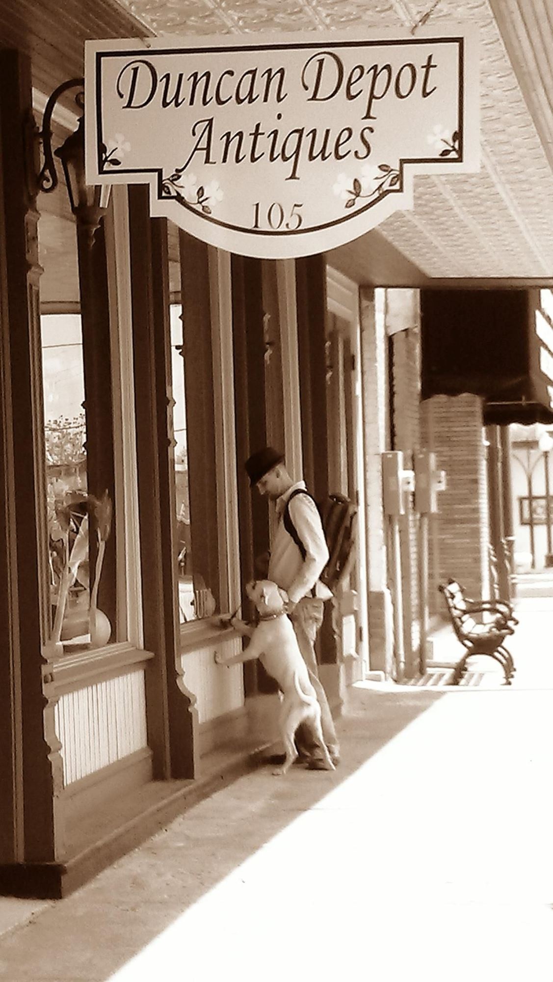 DUNCAN DEPOT ANTIQUES