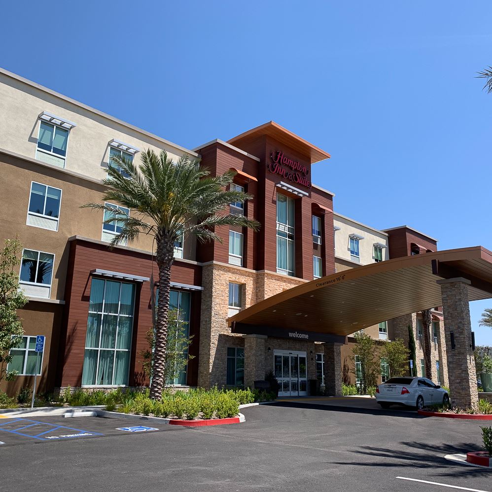 Best Hotels Near Knotts Berry Farm Buena Park, CA