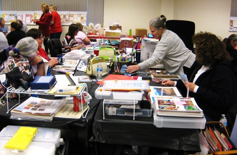 Heirloom Productions Rubber Stamp Show