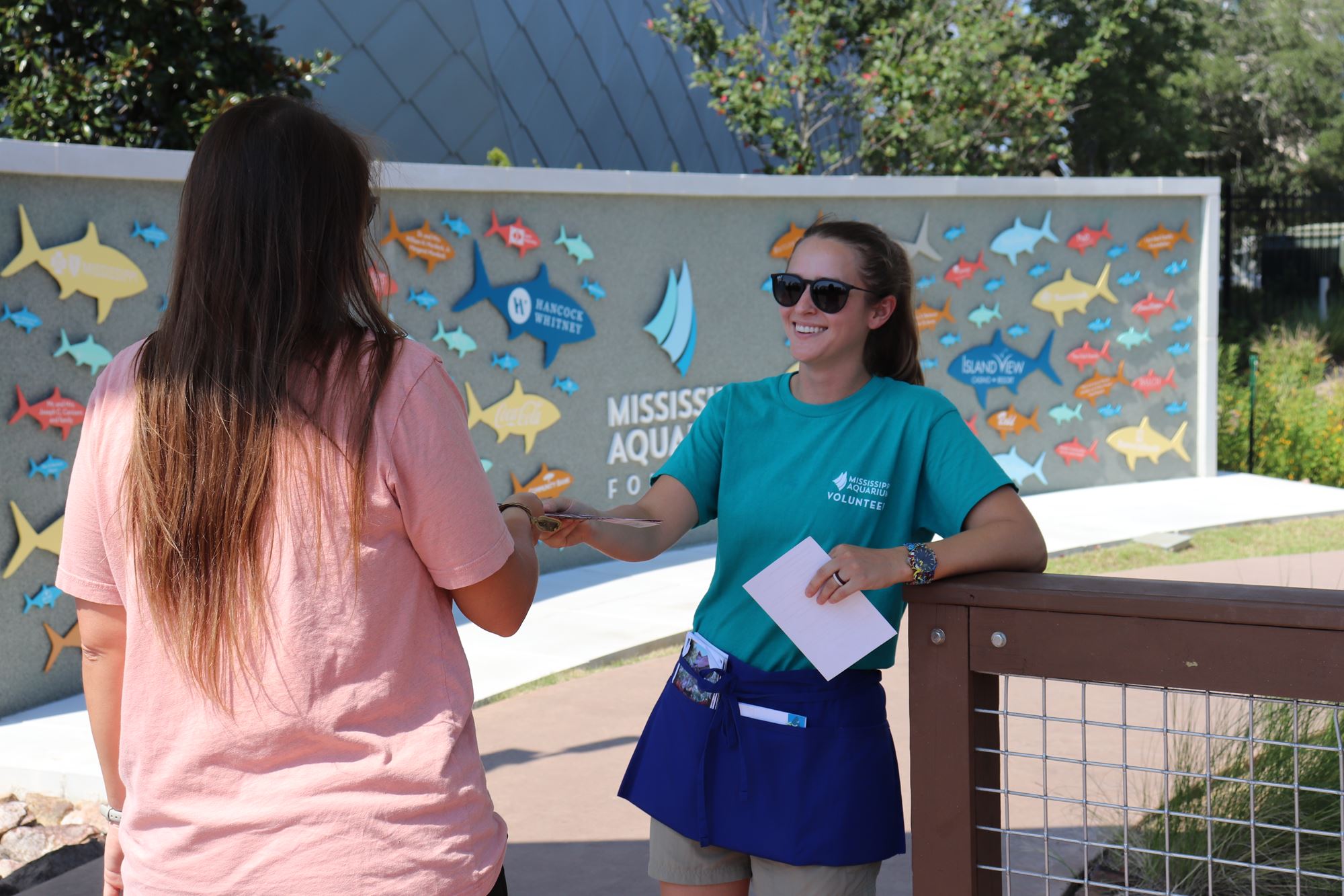 Volunteer at Mississippi Aquarium