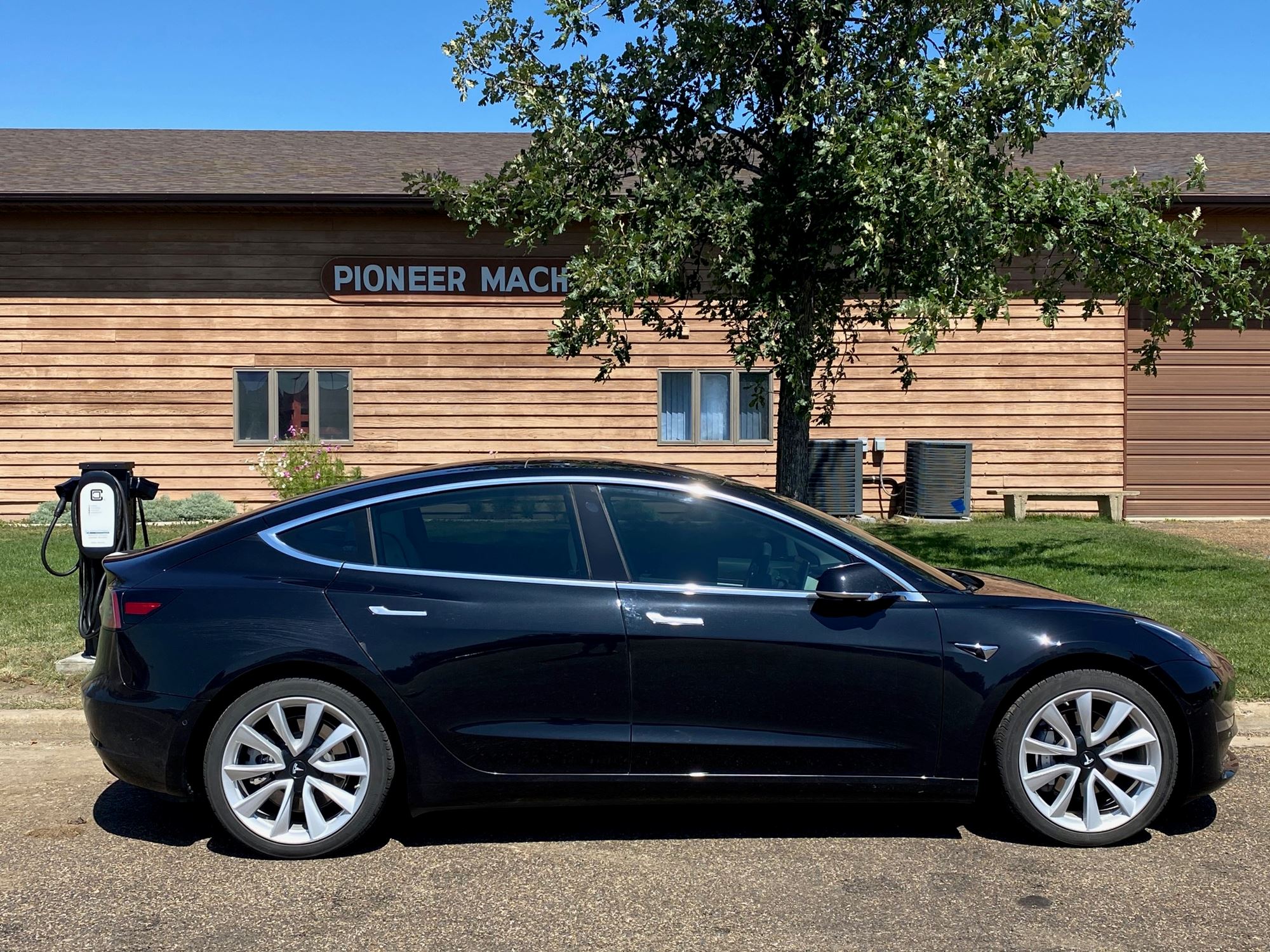 Dickinson, ND EV Charging Station
