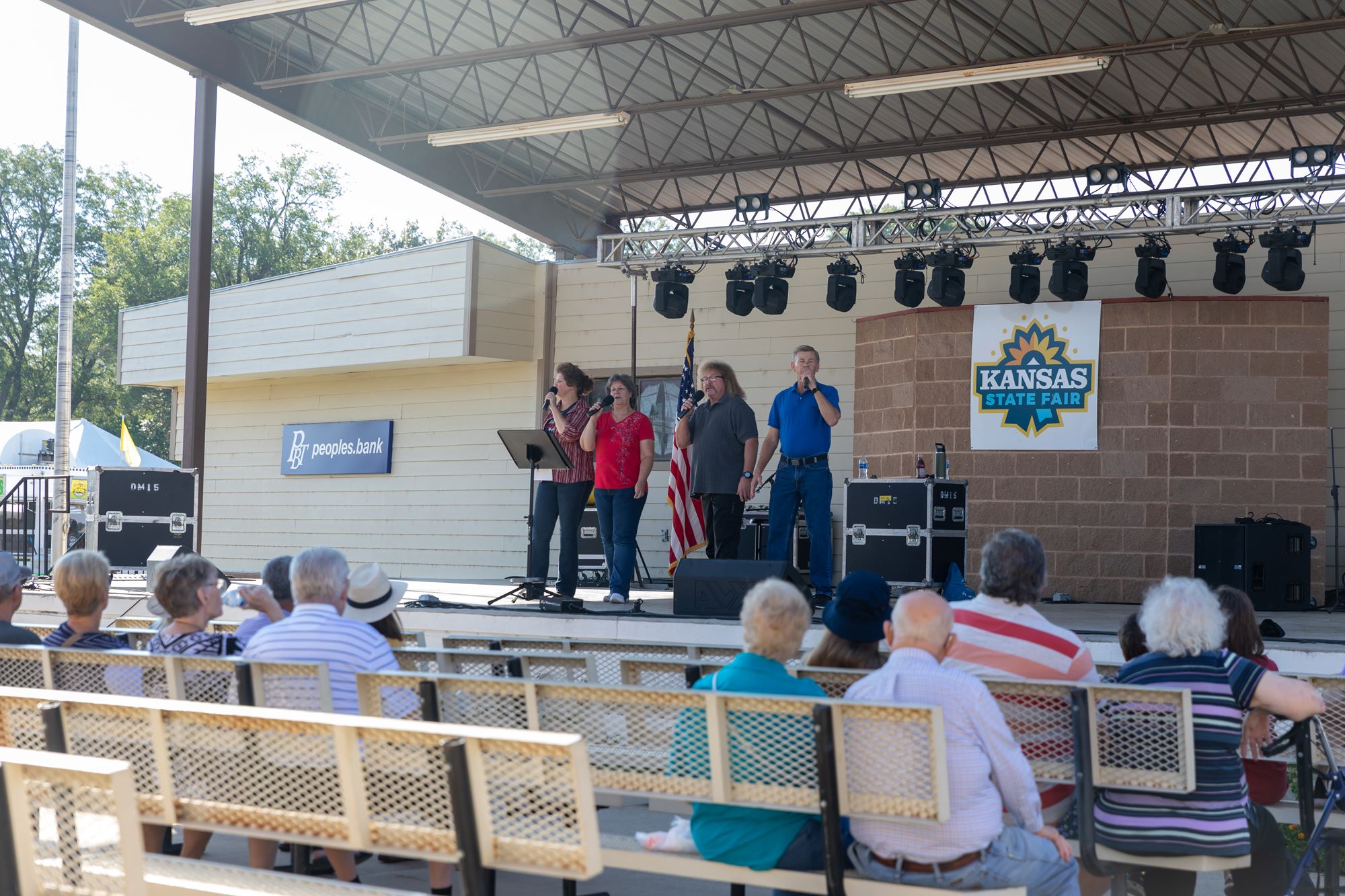 PEOPLES BANK AND TRUST ARENA