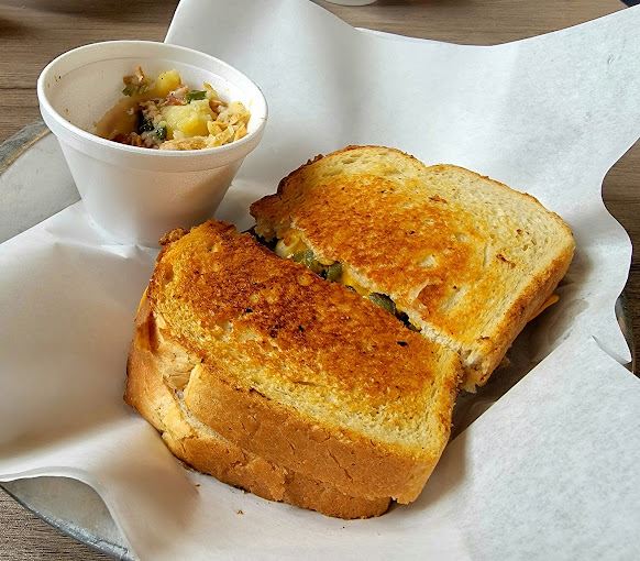 Latham Bakery Garland