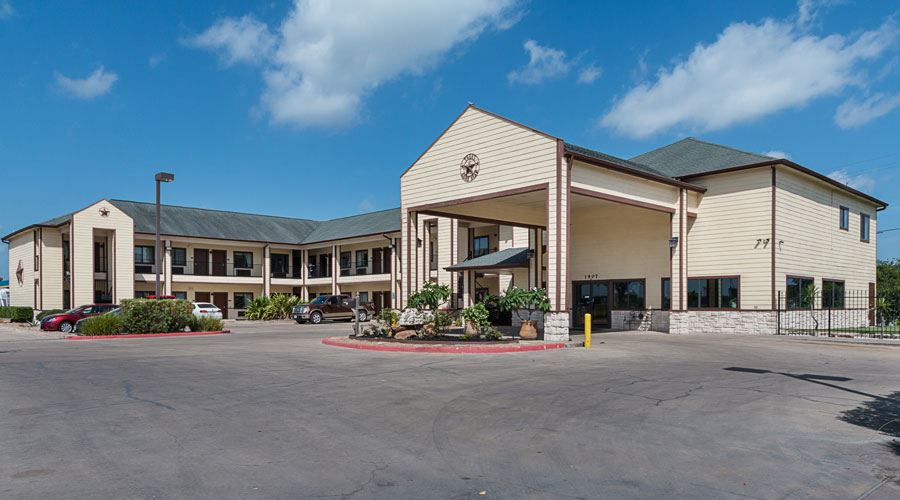 Lone Star Inn & Suites