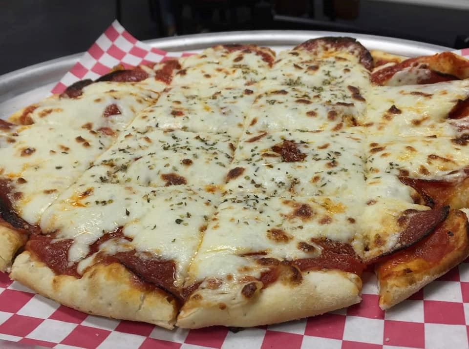 Paint's Underground Pizza