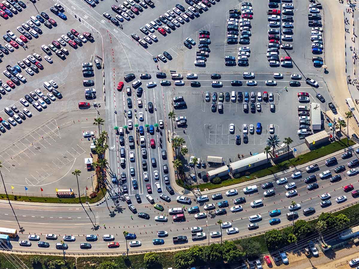 Estacionamiento y Transporte