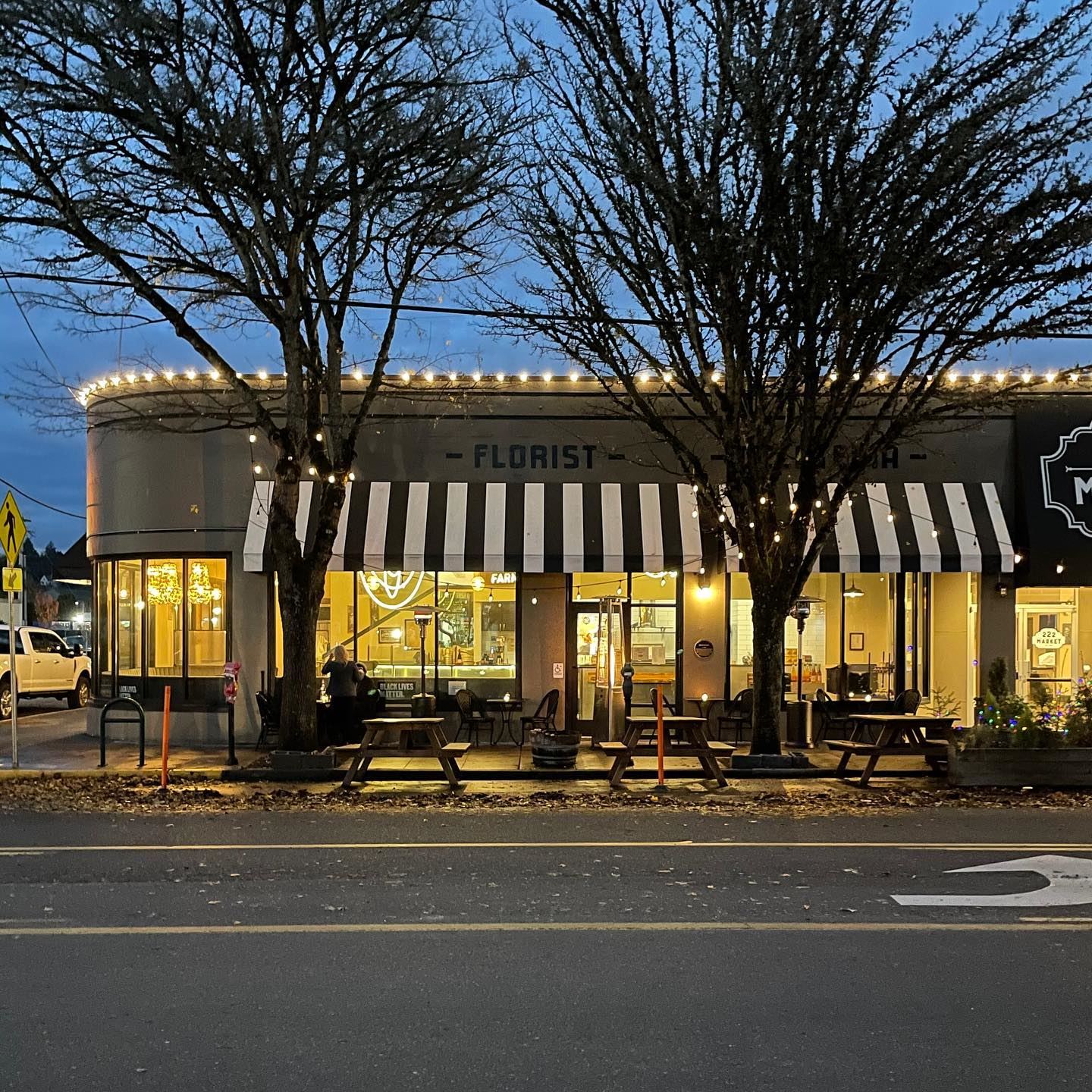 Chelsea Farms Oyster Bar