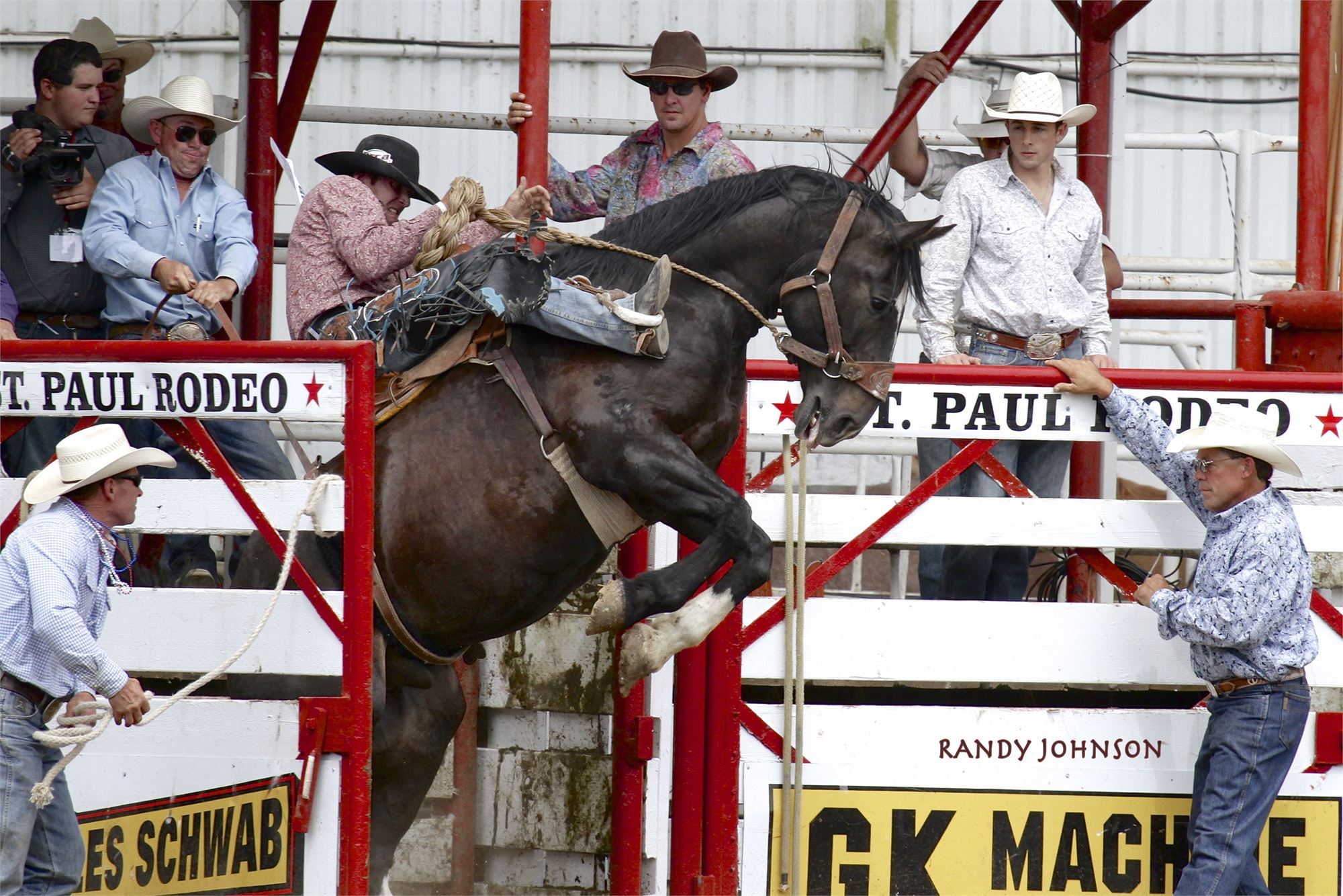 FLASH St Paul Rodeo wins Award