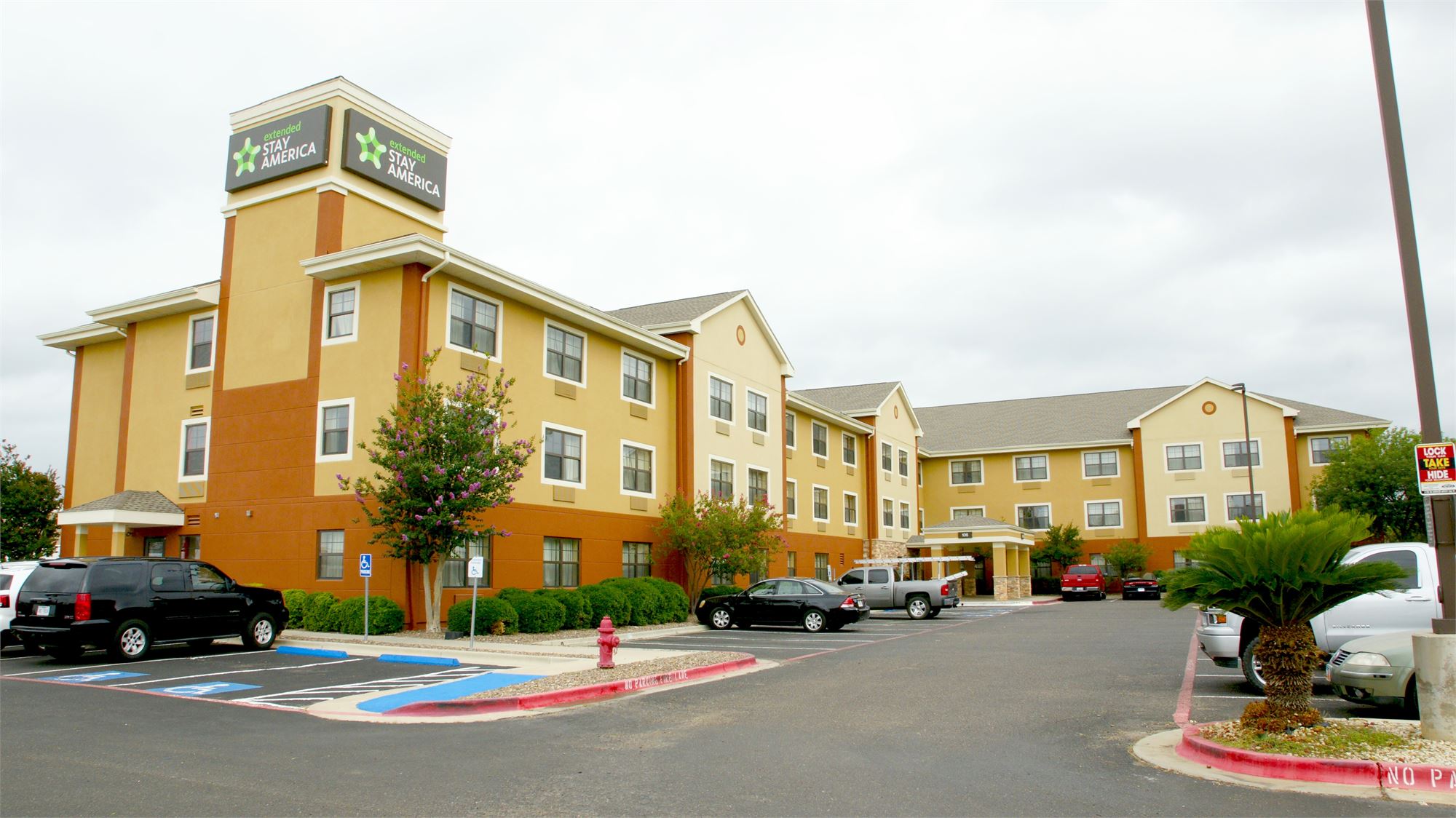 Extended Stay Hotel in Laredo