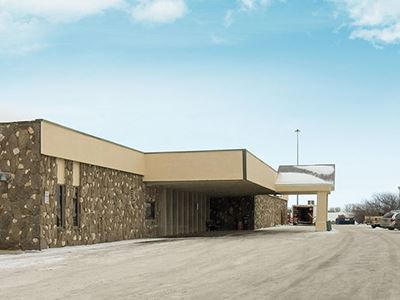Econo Lodge Inn & Suites