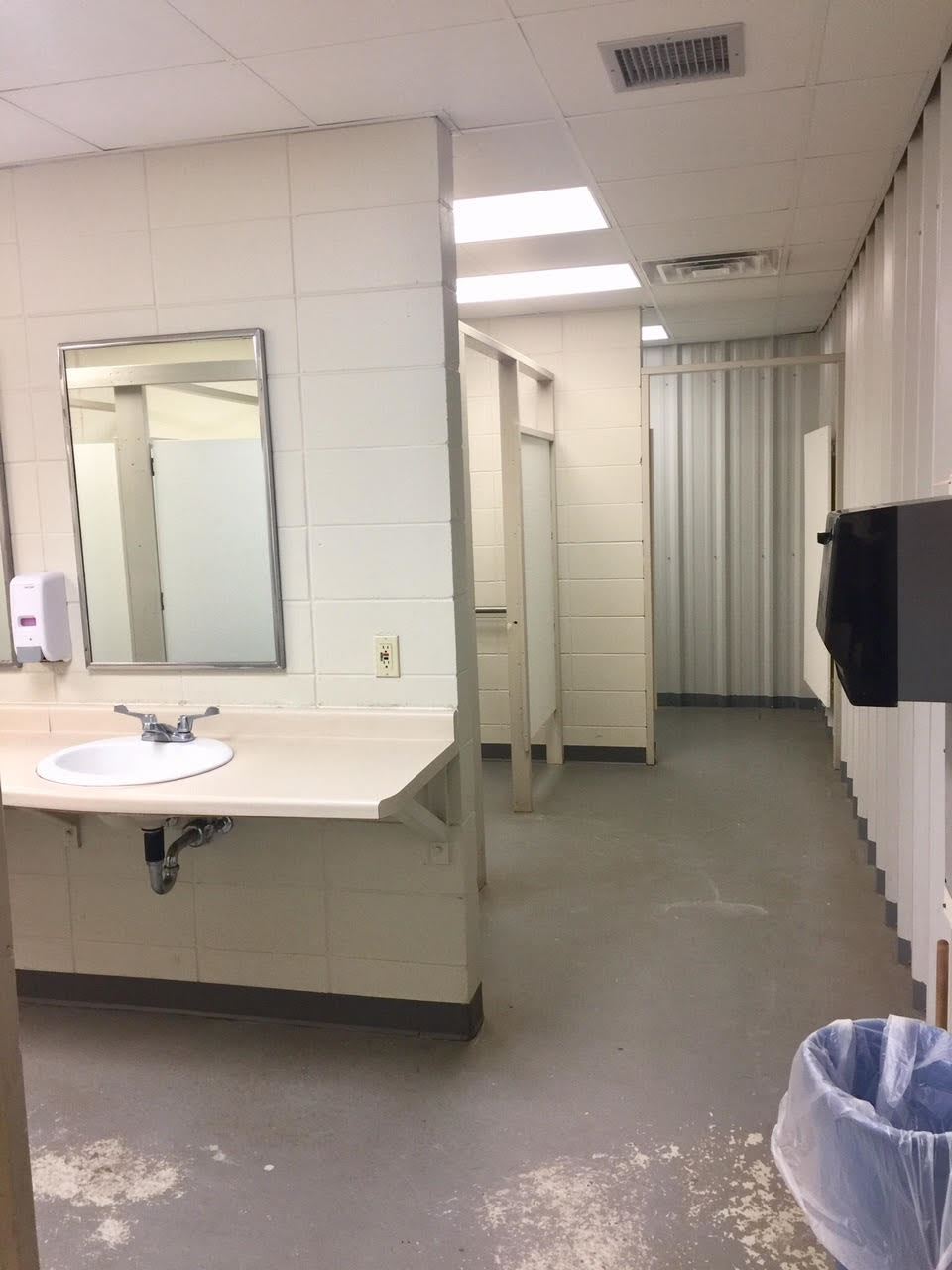 Lang 4H Building & Restrooms