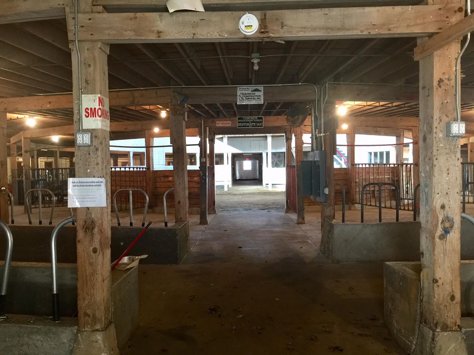 Worlds Largest Round Barn