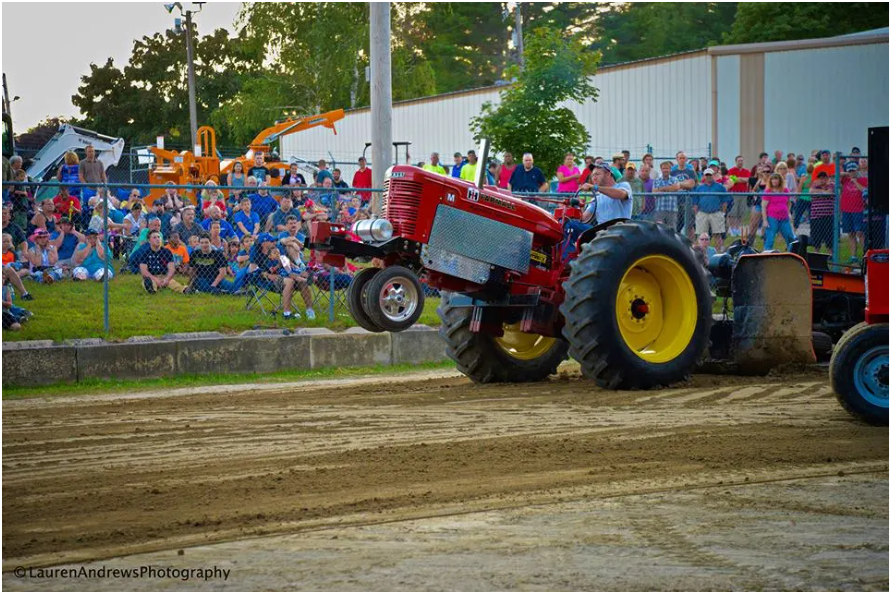 Motor Sports / Truck & Tractor Pulls