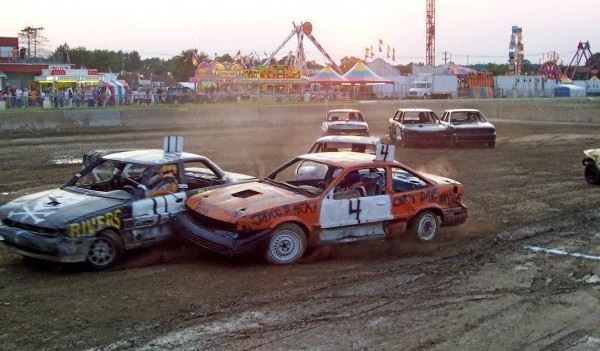 Figure 8 Racing Fair Double Figure Eight Racing and Compact Demolition Derby Heat