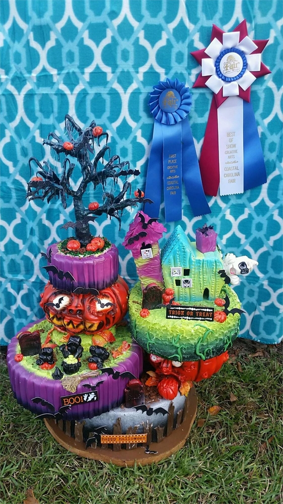 2015 winner 1st place and Best In Show, Shannon Scicli
