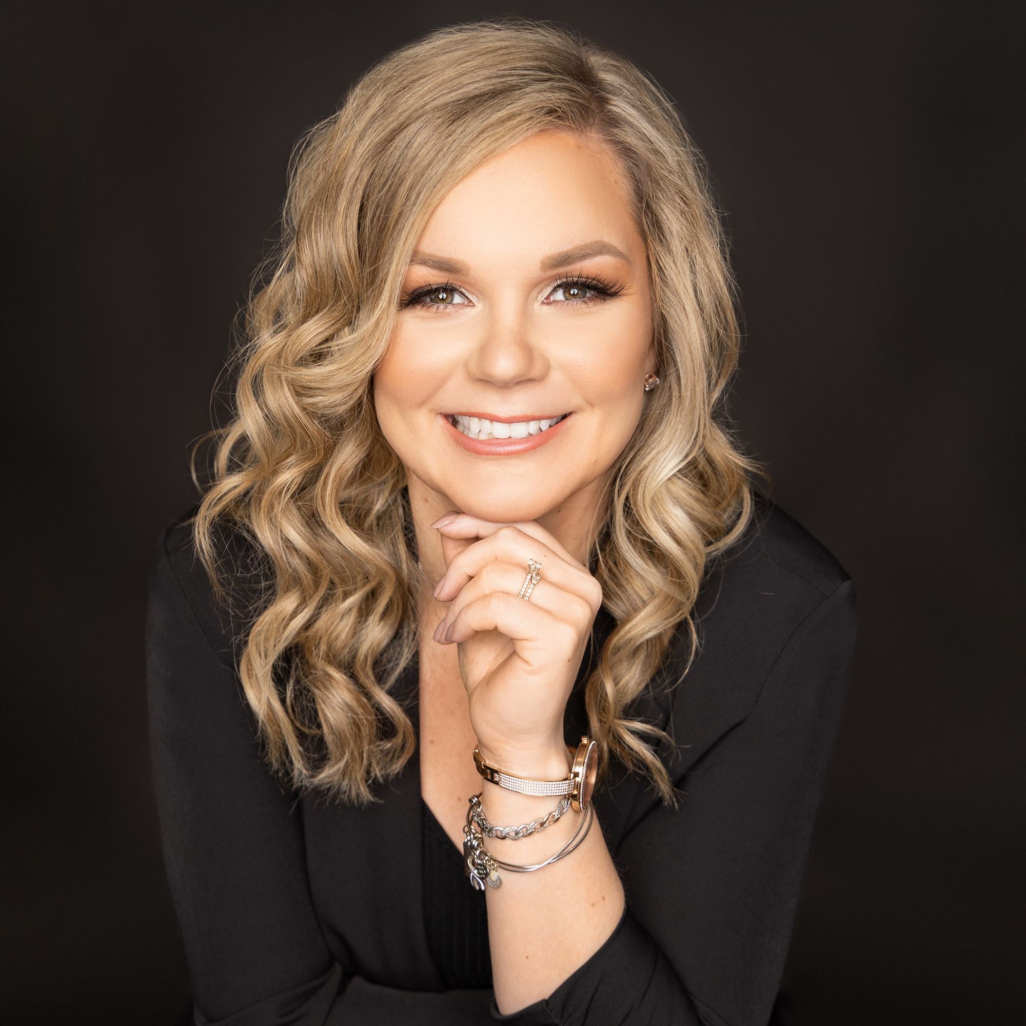 Laura Lesar Leadership