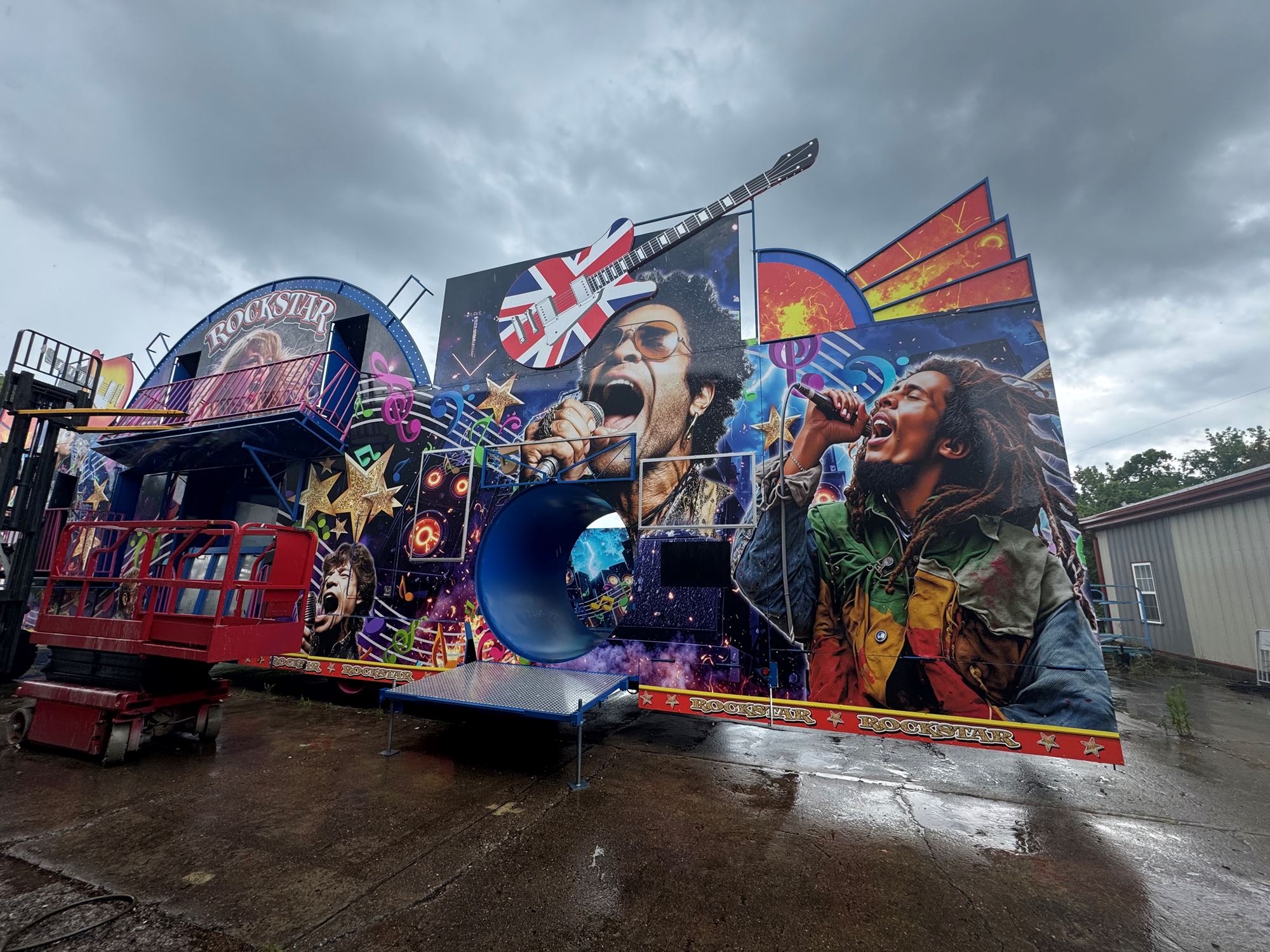 Fun House Ride Fair Rides