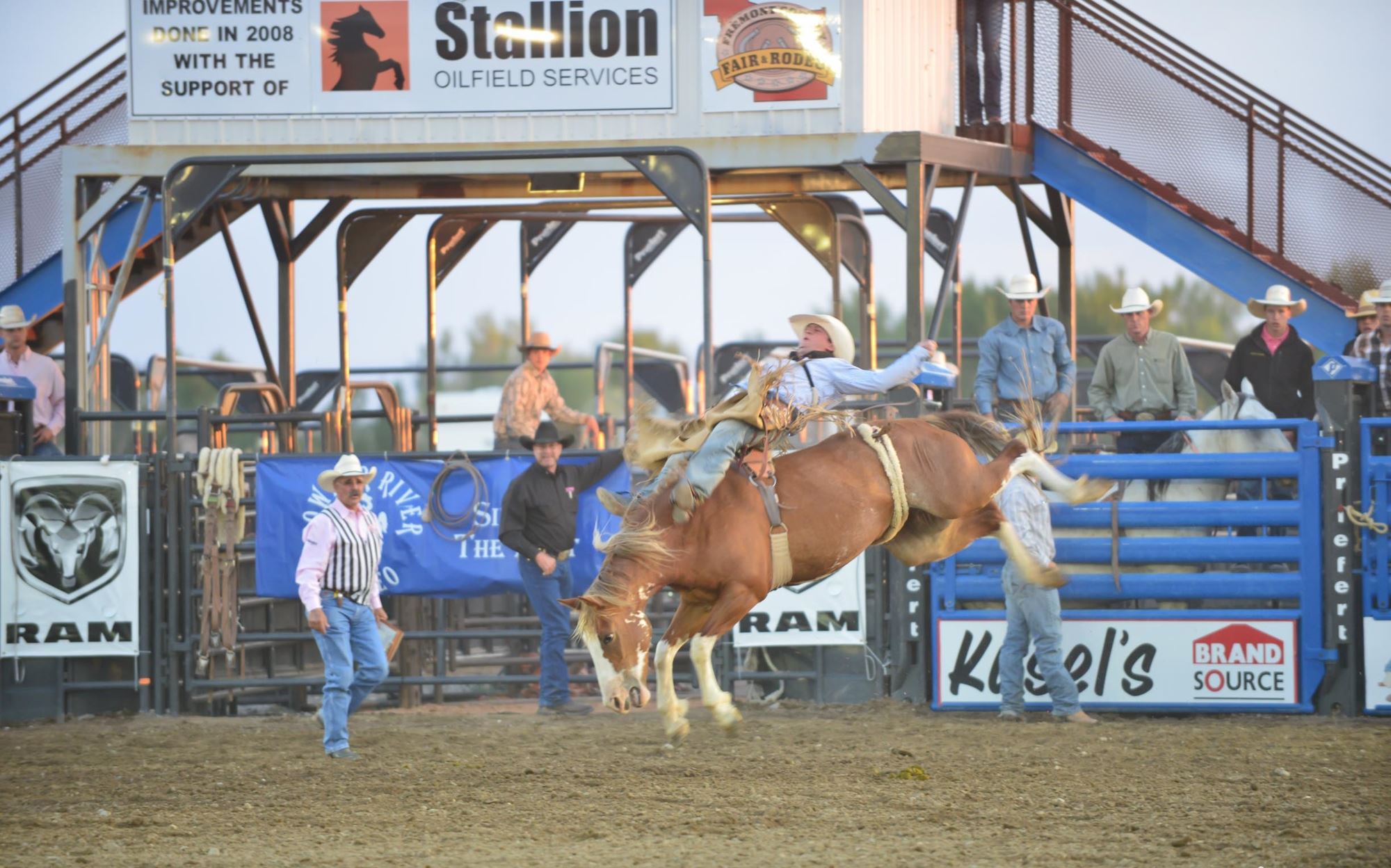 Wind River Rodeo Roundup - PRCA Rodeo Military Appreciation Night