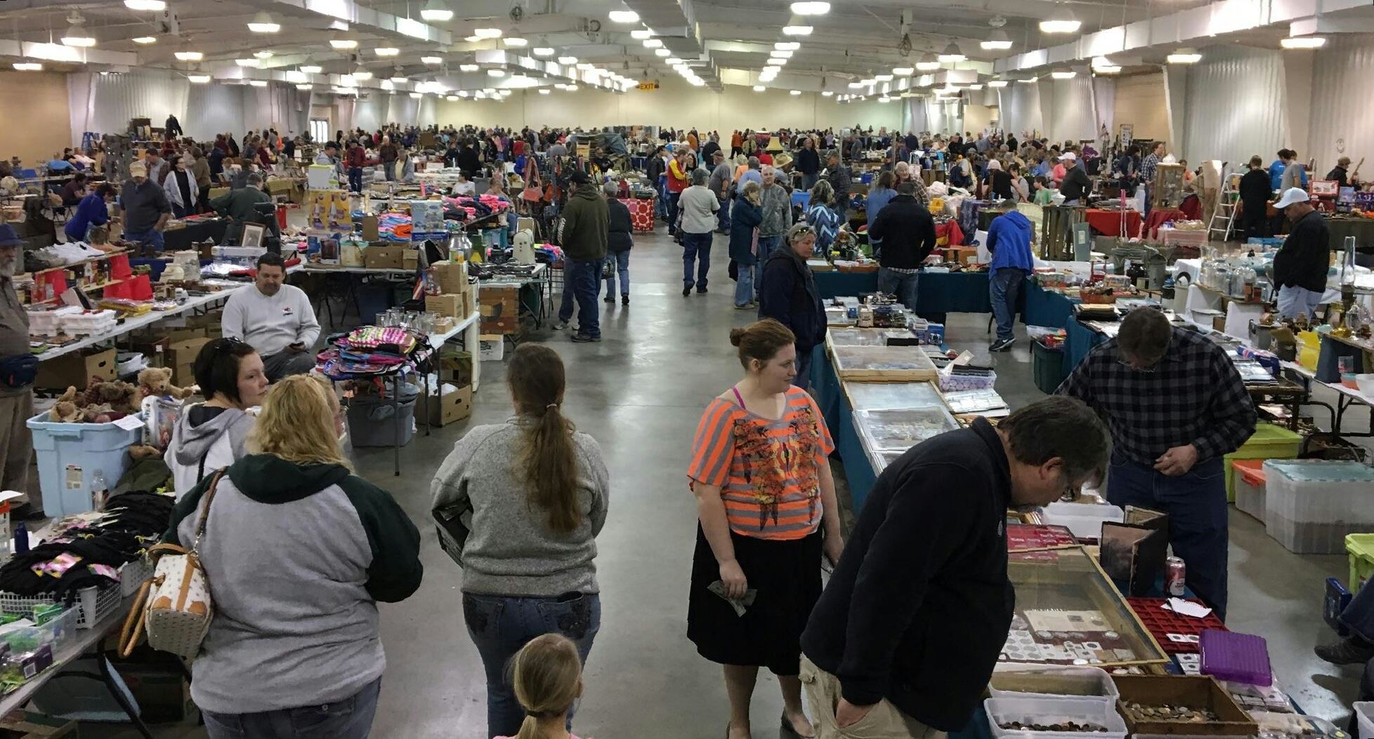 2023 Mid America Holiday Flea Market