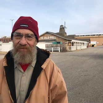 After 43 fairs, longtime Kansas State Fair carpenter retiring