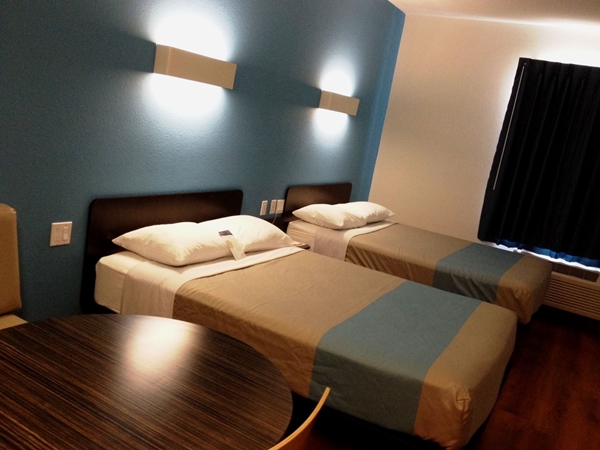 Motel 6 Laredo Airport – Be Our Guest