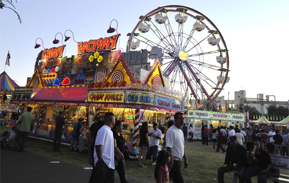 Random Fair Photos Photo Gallery Detail